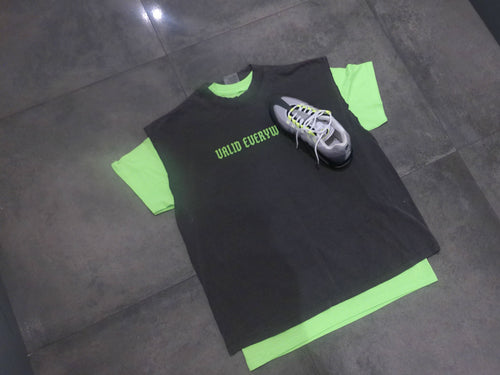 CHARCOAL GREY /LIME  TEE SHIRT SET.